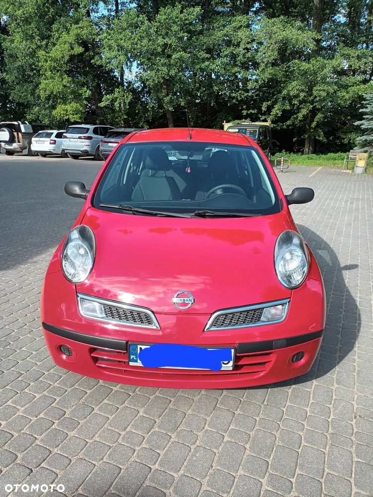 Nissan Micra - 1
