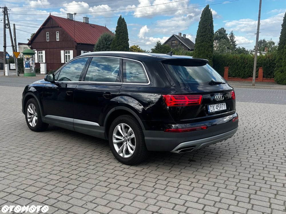 Audi Q7 - 12
