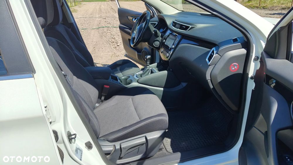 Nissan Qashqai 1.6 DCi ALL-MODE 4x4i N-Connecta - 22