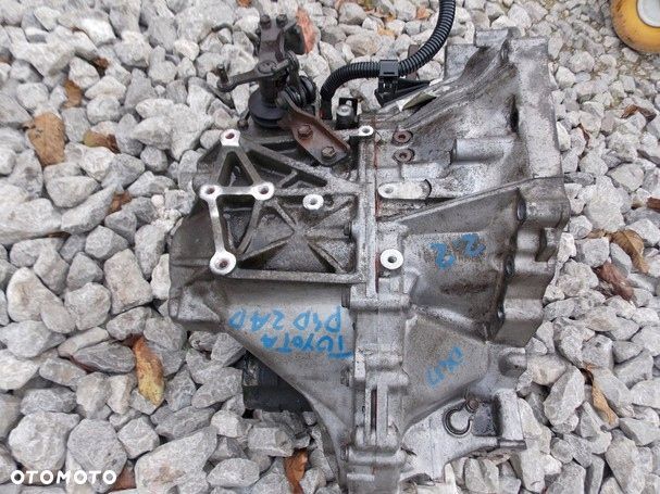 skrzynia biegów toyota verso 2ad 2.2 d4d - 2