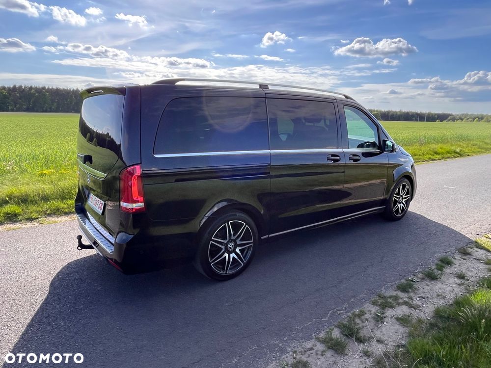 Mercedes-Benz Klasa V 300 d lang 9G-TRONIC Avantgarde - 24