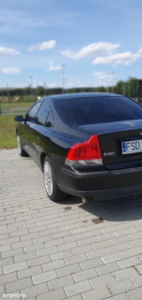 Volvo S60 2.4 D5 - 6