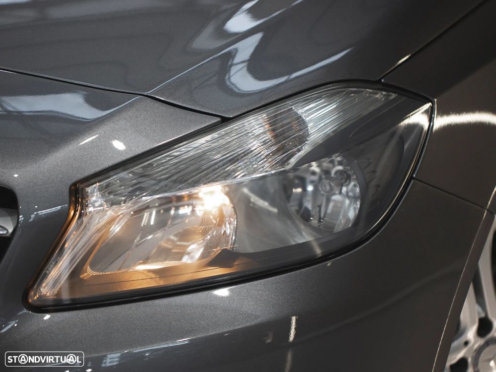Mercedes-Benz A 180 CDI (BlueEFFICIENCY) Urban - 9