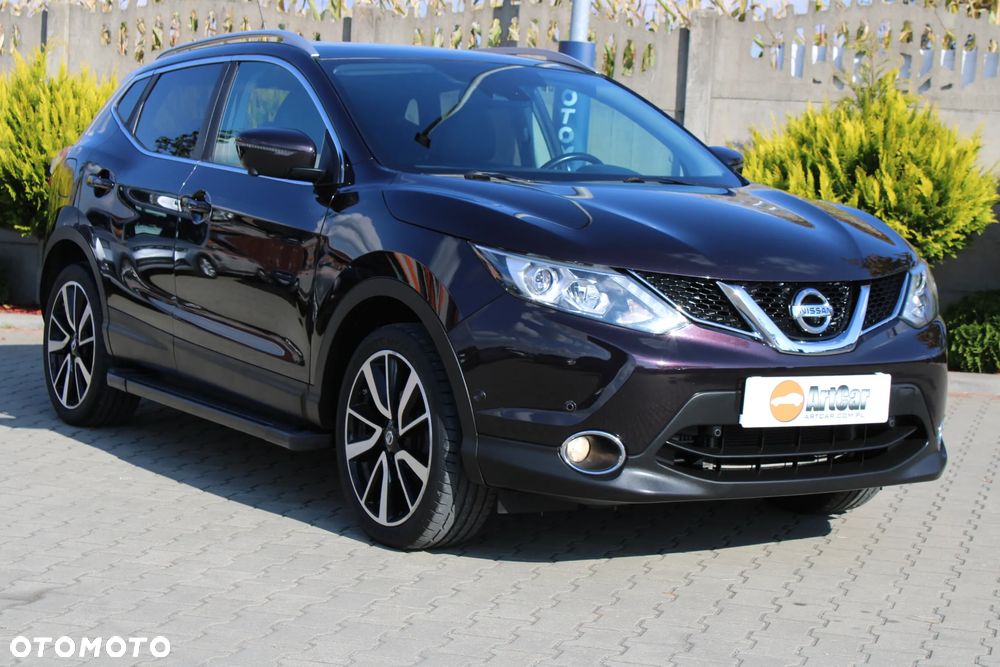 Nissan Qashqai 1.2 DIG-T TEKNA+ - 1