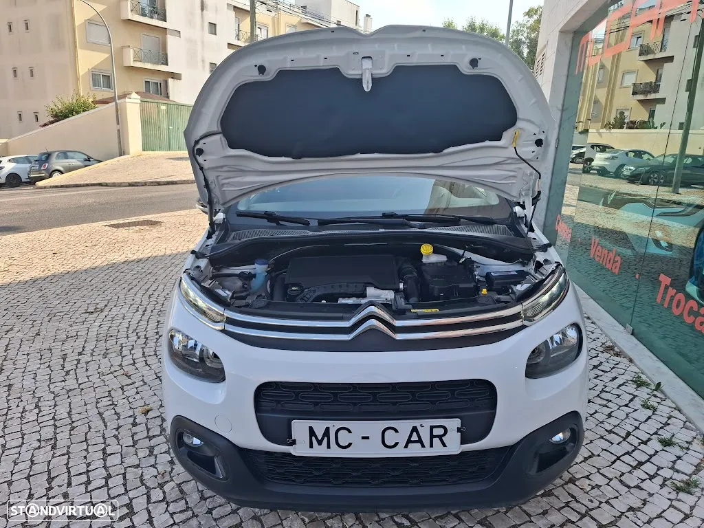 Citroën C3 1.2 PureTech Shine EAT6 - 54