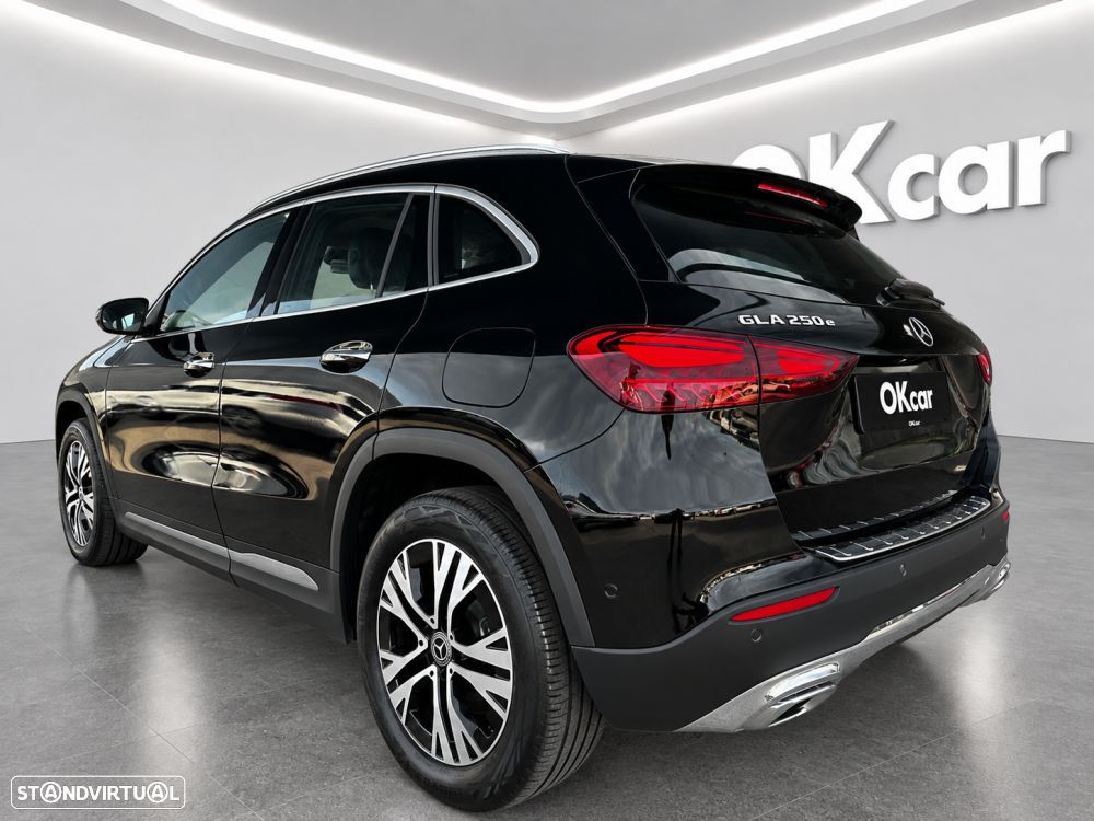 Mercedes-Benz GLA 250 e Progressive — photo 2