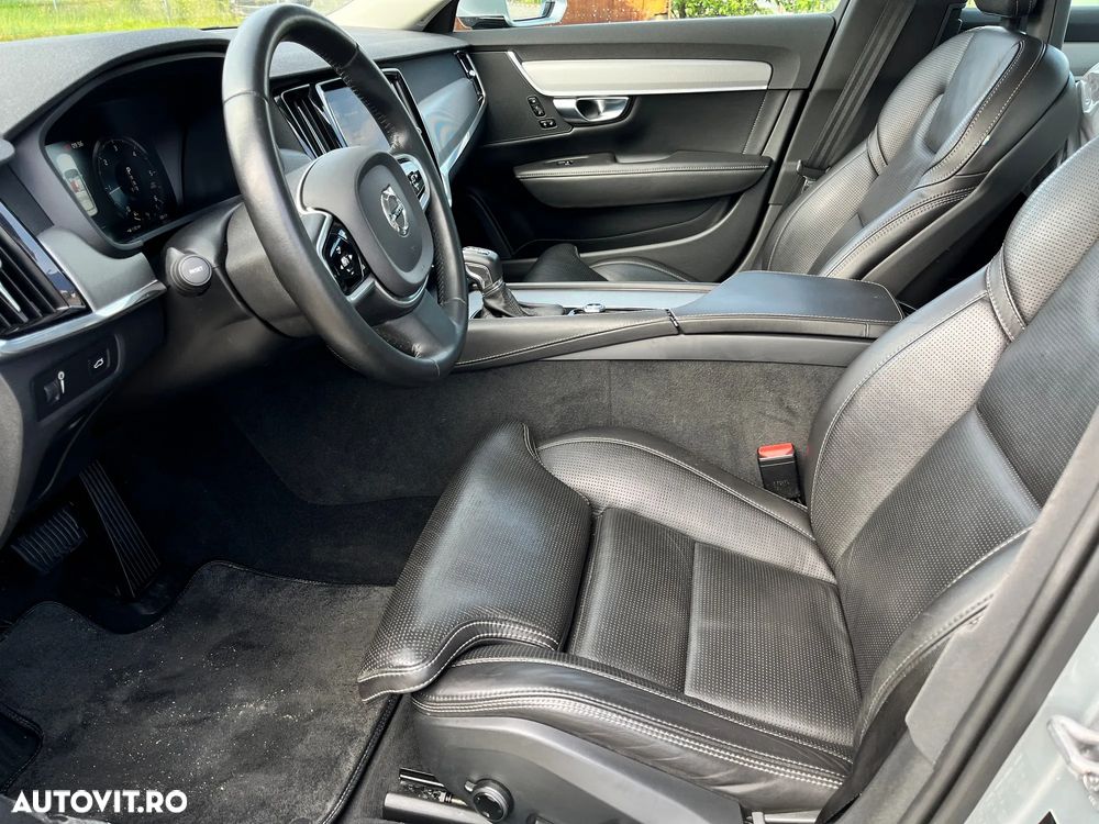Volvo S90 - 11