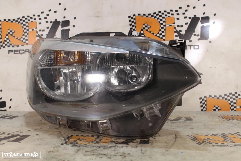 Ótica / Farol Direito Bmw 1 (F20)  63117229686 / 7229686 / 1Lg010741 / - 4