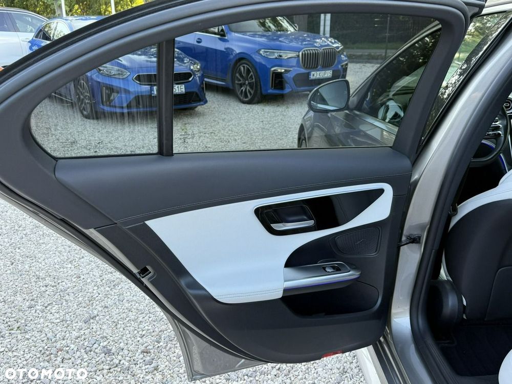 Mercedes-Benz Klasa C - 16