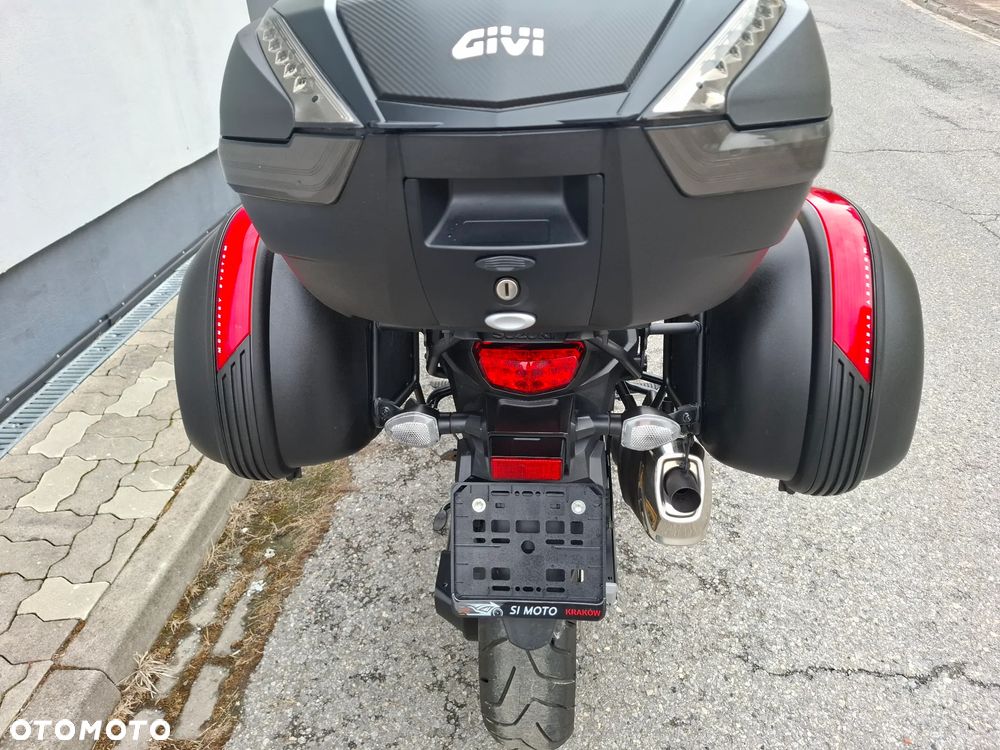 Suzuki DL - 10