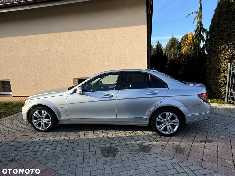 Mercedes-Benz Klasa C 320 CDI DPF 7G-TRONIC Avantgarde - 6