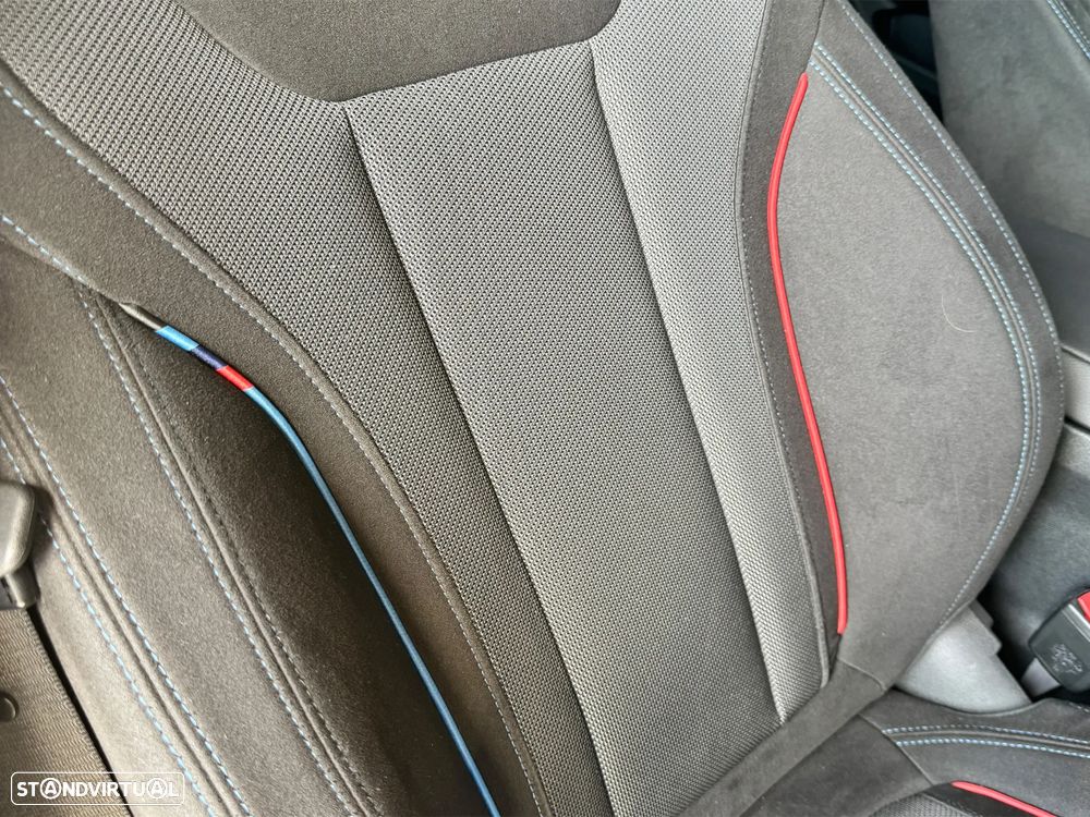 BMW i4 eDrive40 Pack Desportivo M - 15