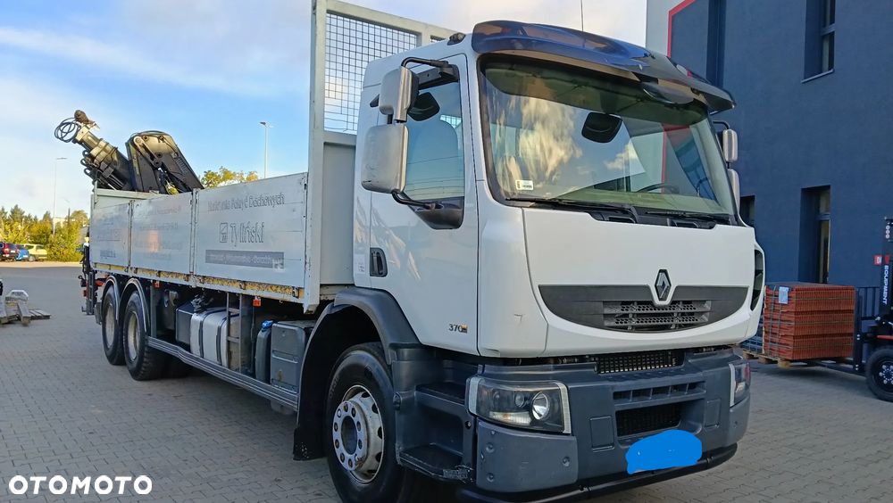 Renault Premium