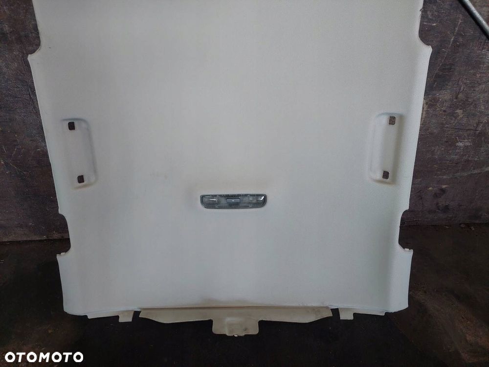 PODSUFITKA AUDI A3 8P - 4