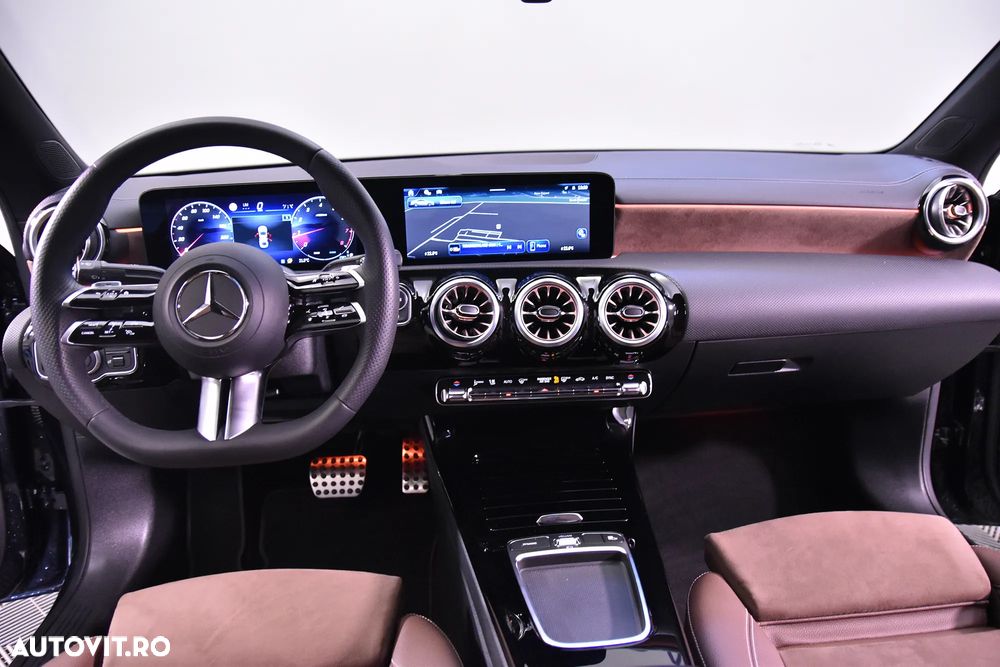 Mercedes-Benz CLA 200 MHEV Coupe - 10