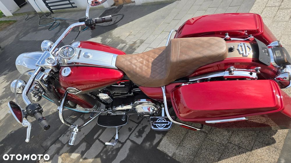 Harley-Davidson Touring Road King - 16