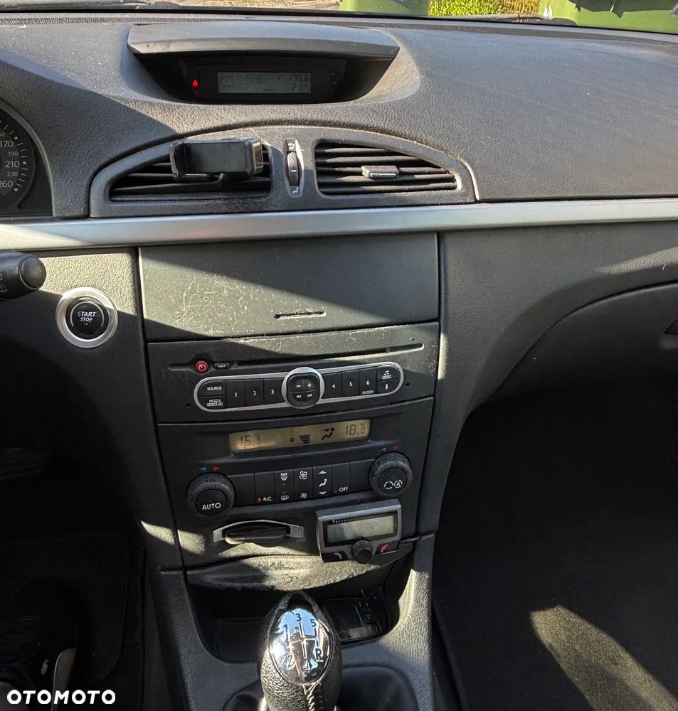 Renault Laguna 1.6 16V Expression - 22