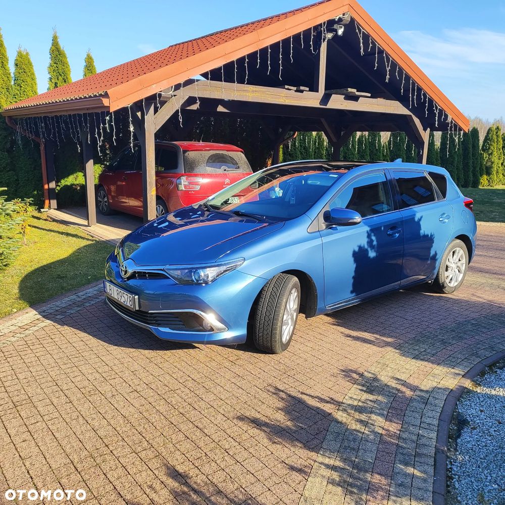 Toyota Auris 1.2 T Dynamic - 2