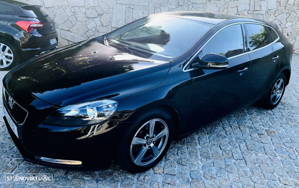 Volvo V40 2.0 D4 Momentum