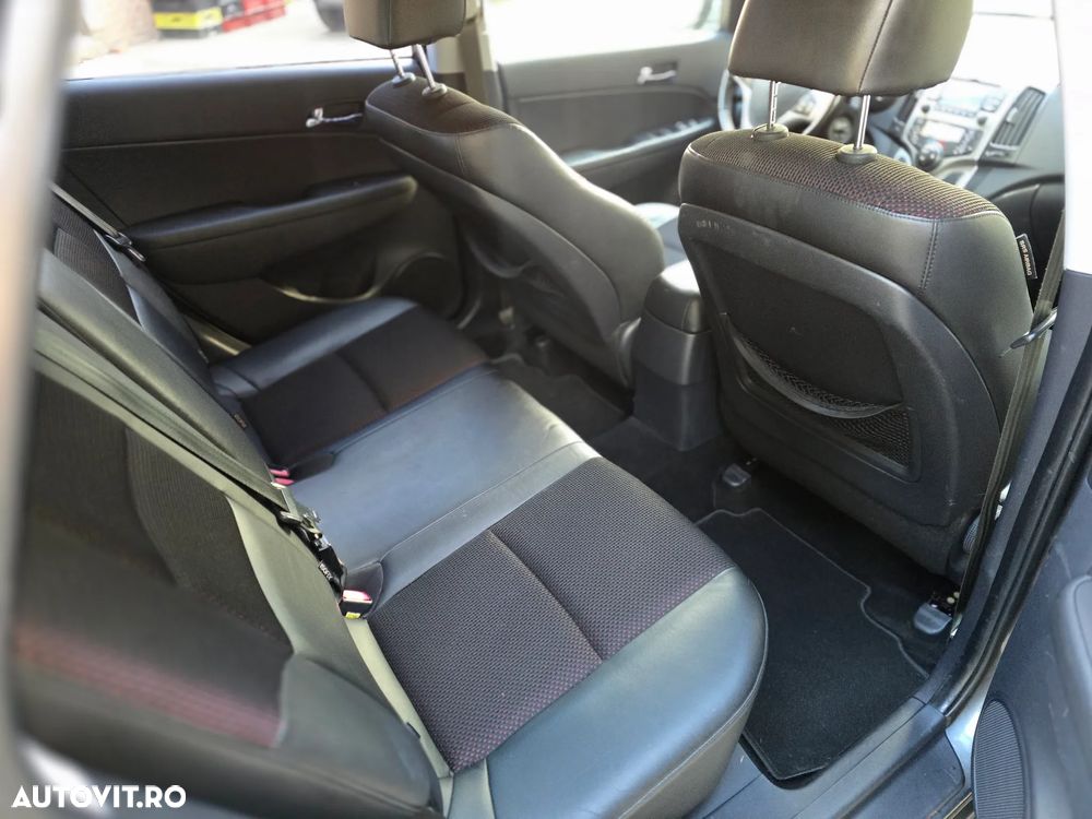 Hyundai i30 1.6 CRDI Style - 6