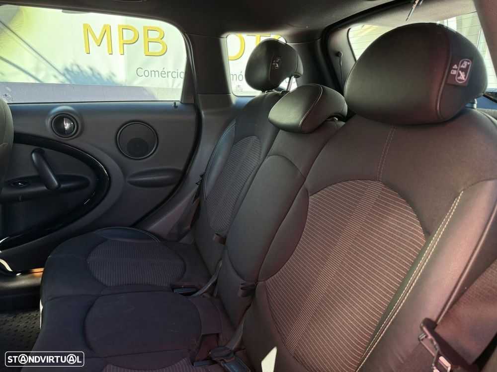 MINI Countryman Cooper D ALL4 - 19