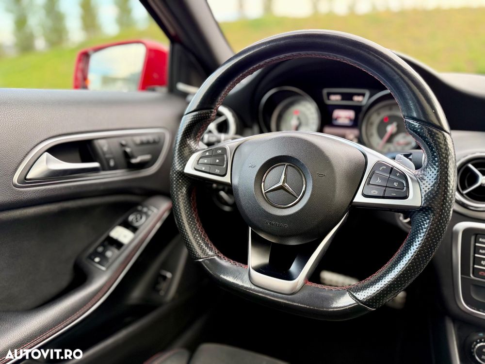 Mercedes-Benz GLA 200 7G-DCT AMG Line - 15