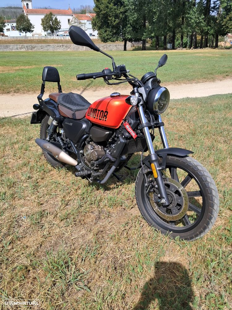 QJ Motor SRV 125 - 2