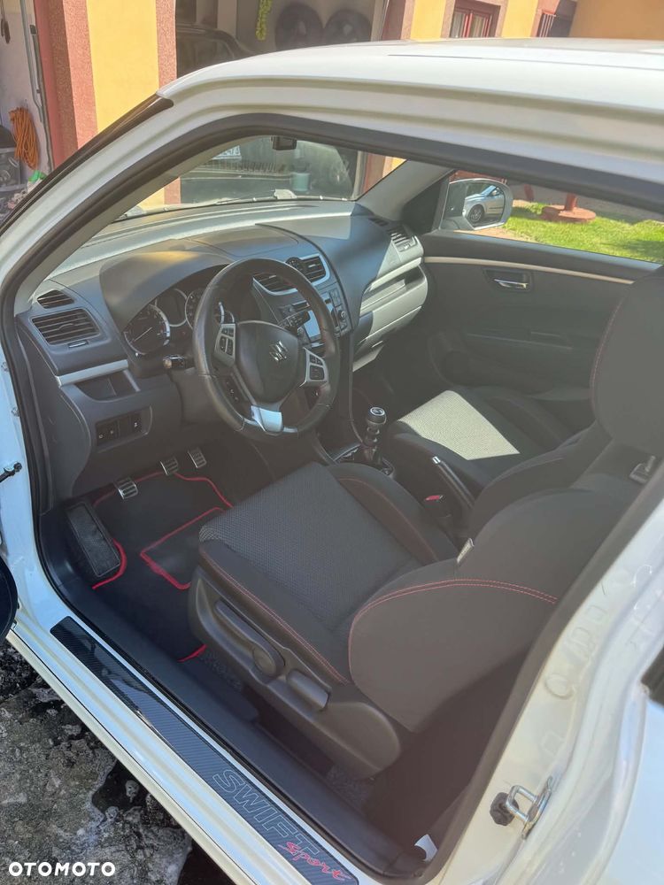 Suzuki Swift - 15