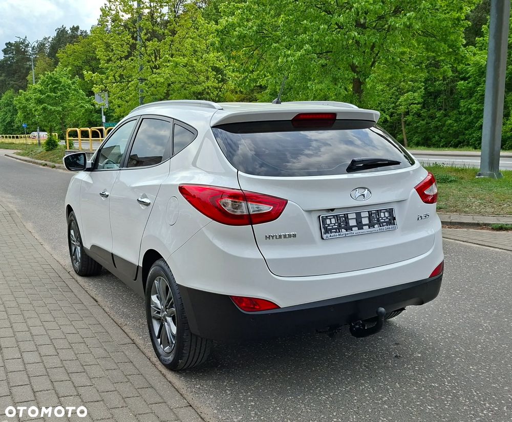 Hyundai ix35 1.6 2WD Fifa World Cup Edition - 4