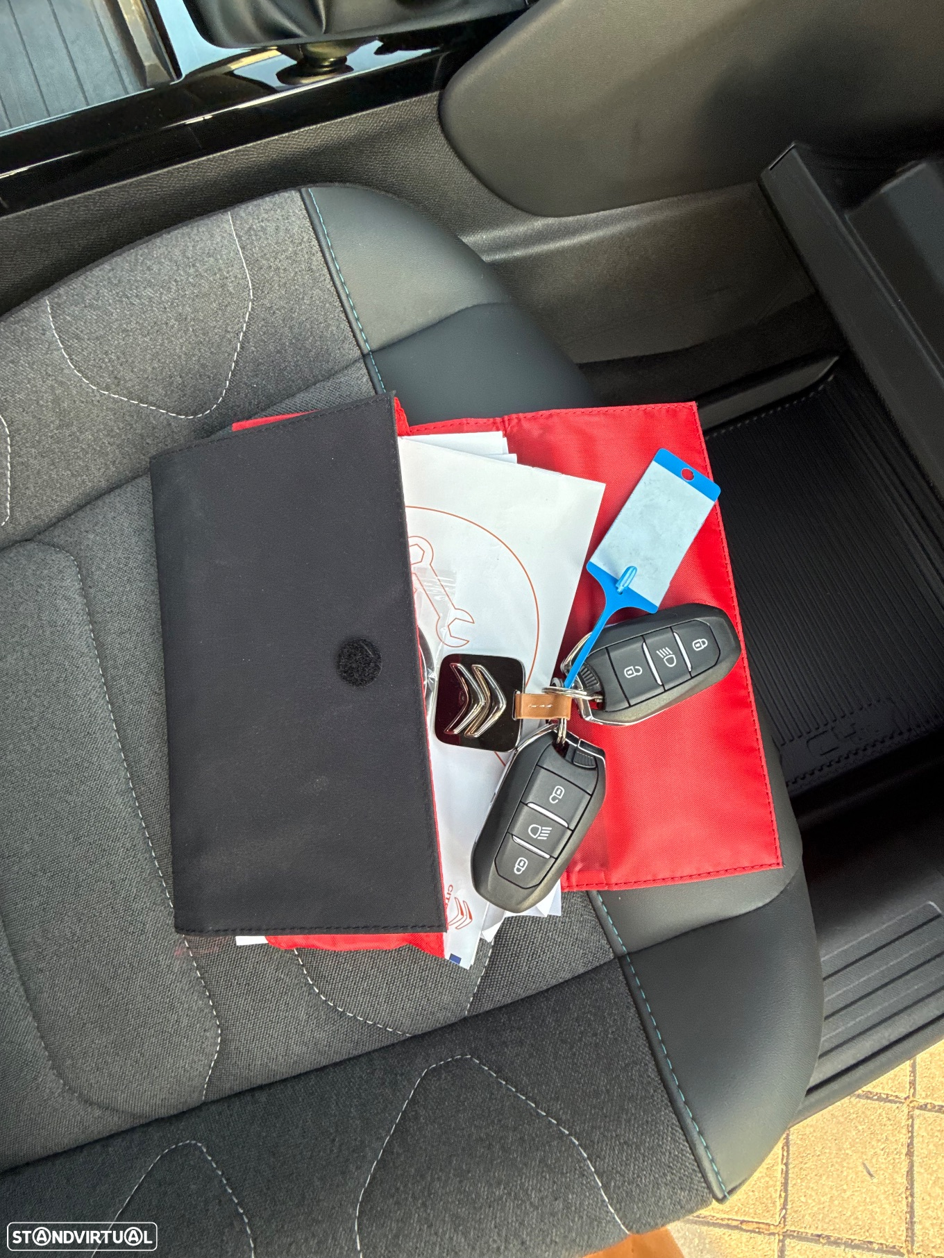 Citroën C4 PureTech 130 Stop&Start FEEL PACK - 21