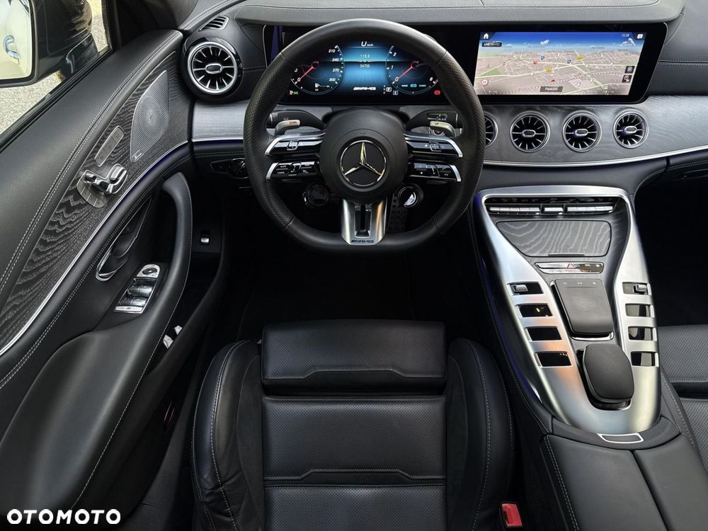 Mercedes-Benz AMG GT - 14