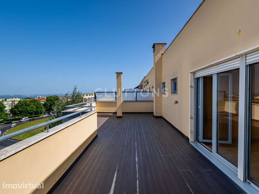 T4 com terraços, vista cidade e rio, Garagem, Areeiro - Lisboa - Grande imagem: 2/27