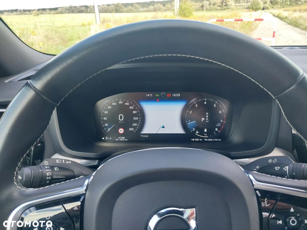Volvo S60 B5 B R-Design - 24