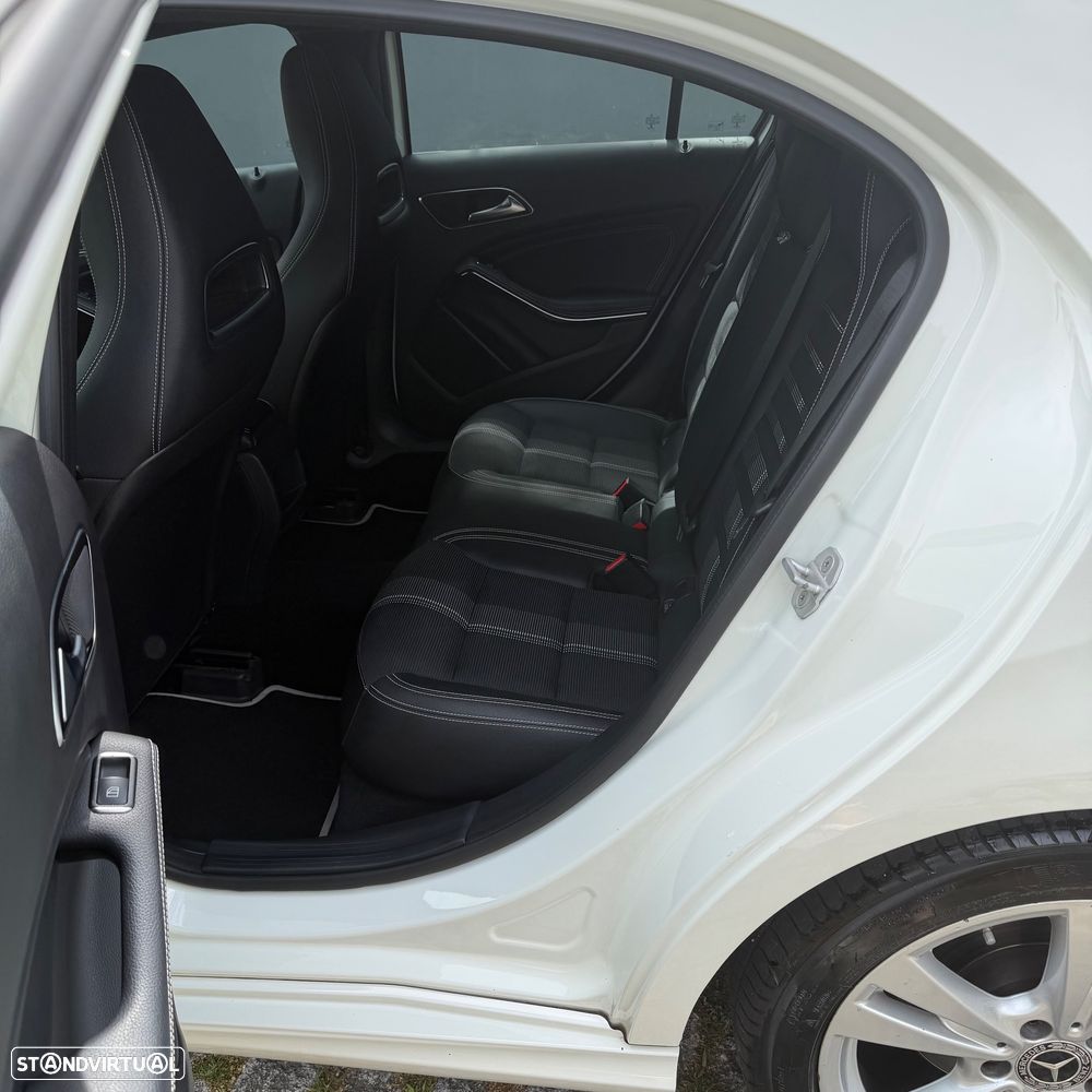 Mercedes-Benz A 200 d Urban - 13