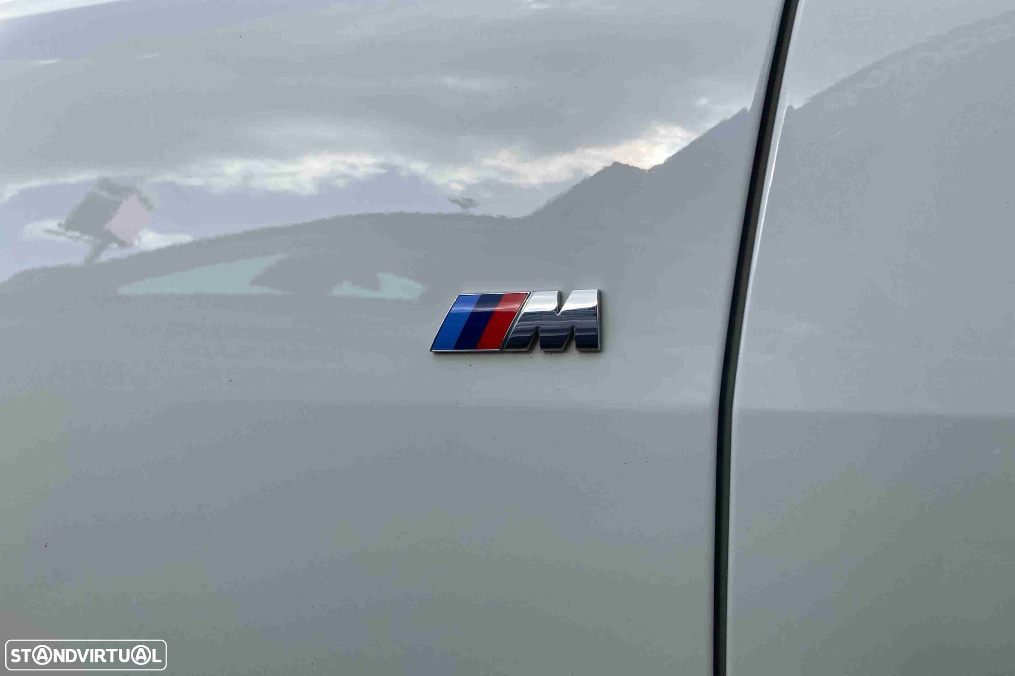 BMW i4 eDrive40 Desportiva M - 16