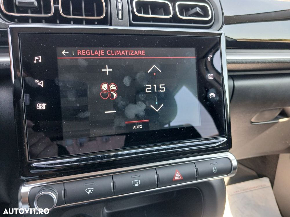 Citroën C3 1.2 PureTech S&S EAT6 Shine - 18