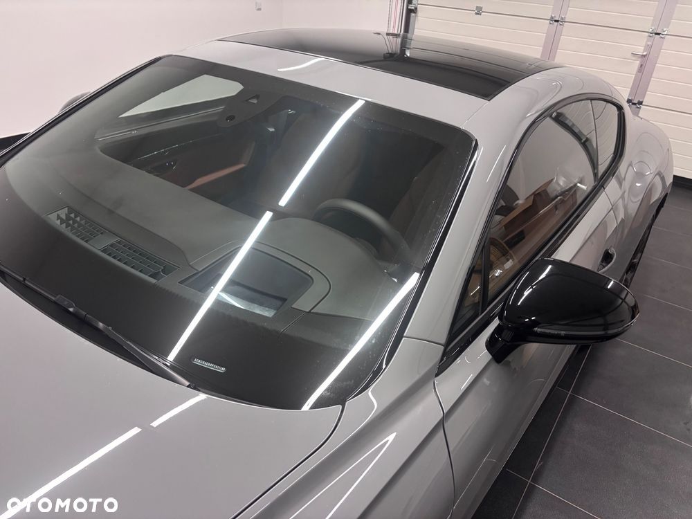 Bentley Continental GT V8 - 12