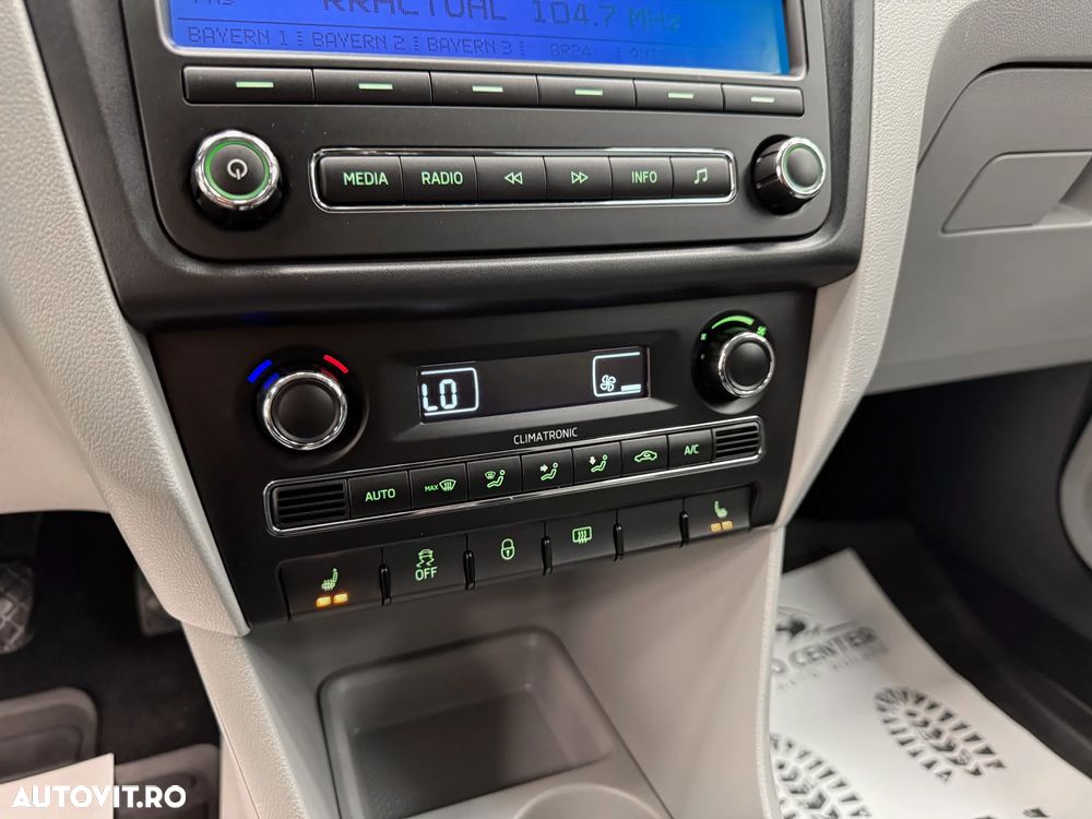 Skoda RAPID 1.2 TSI Ambition - 26