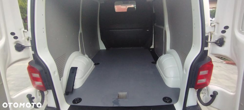 Volkswagen Transporter T6 - 7