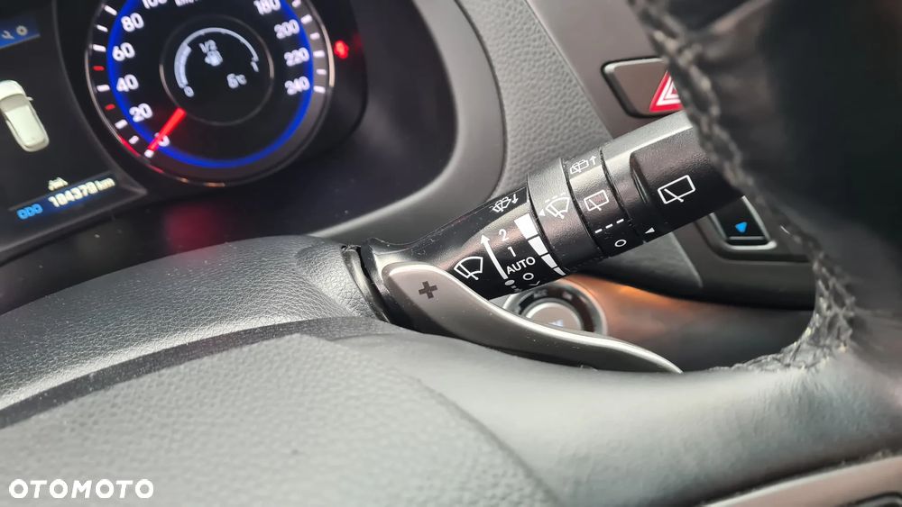 Hyundai i40 Kombi 1.7 CRDi DCT Premium - 15