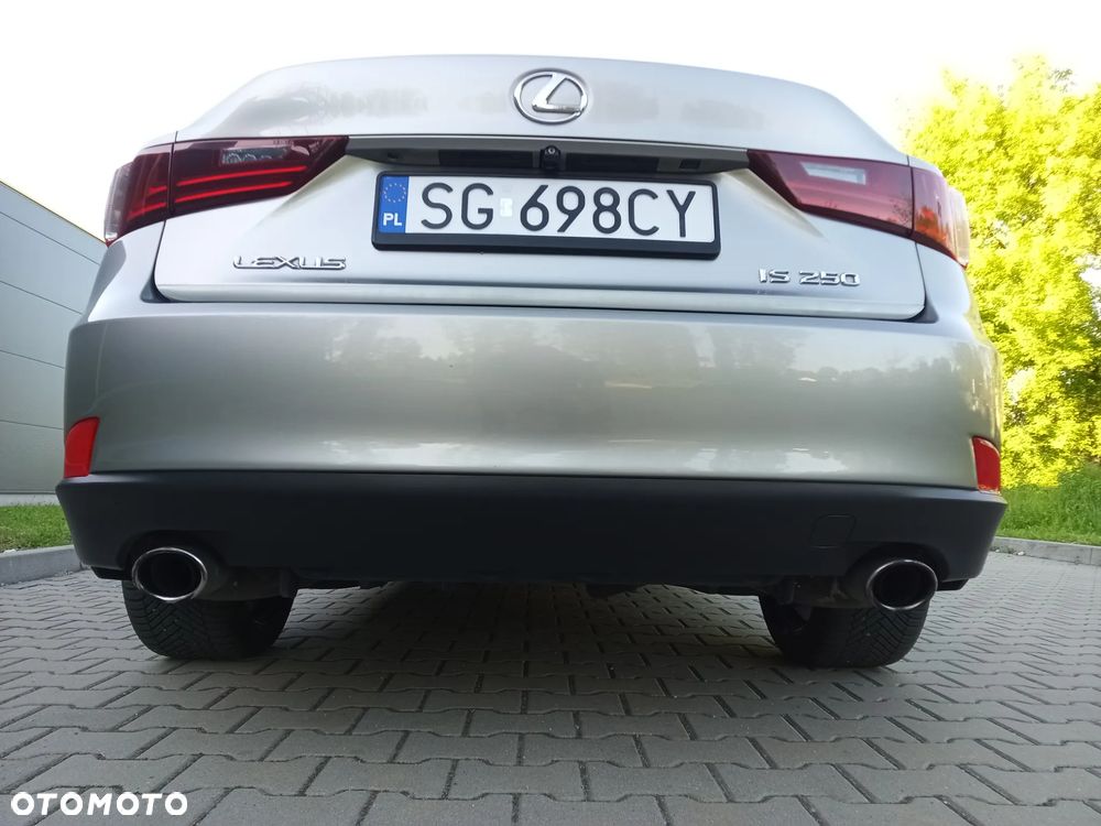 Lexus IS 250 Classic - 9