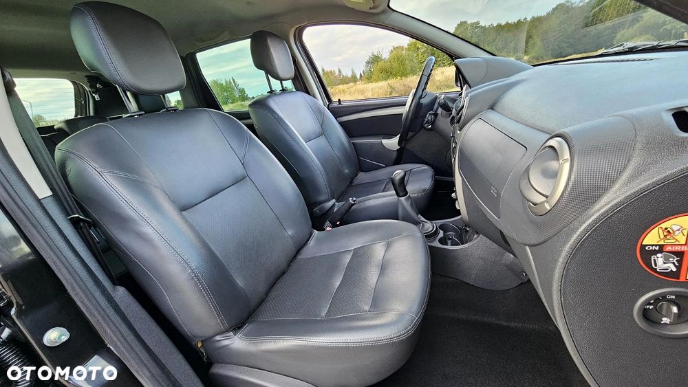 Dacia Duster 1.6 SCe Comfort - 26