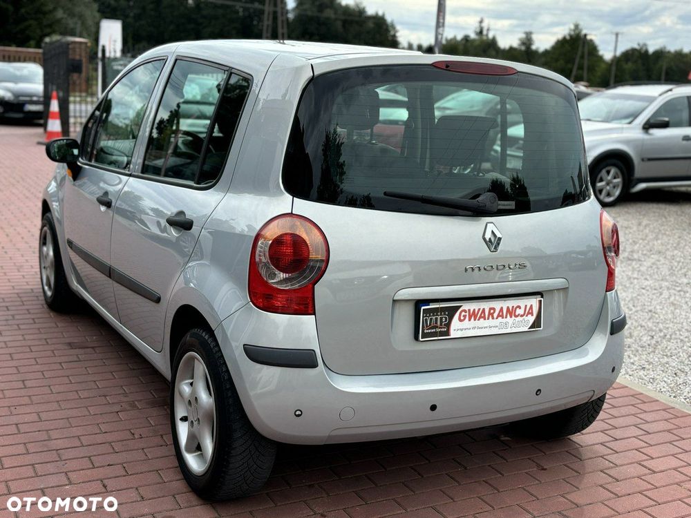 Renault Modus 1.4 16V Alize - 9