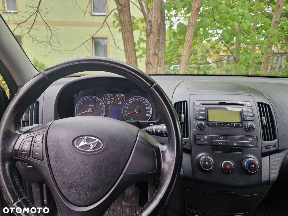 Hyundai i30 i30cw 1.4 Comfort - 14