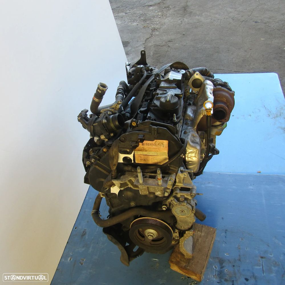 Motor Volvo 1.6 diesel com referencia D4162T - 3
