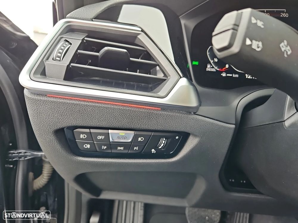 BMW 320 d Line Sport Auto - 26