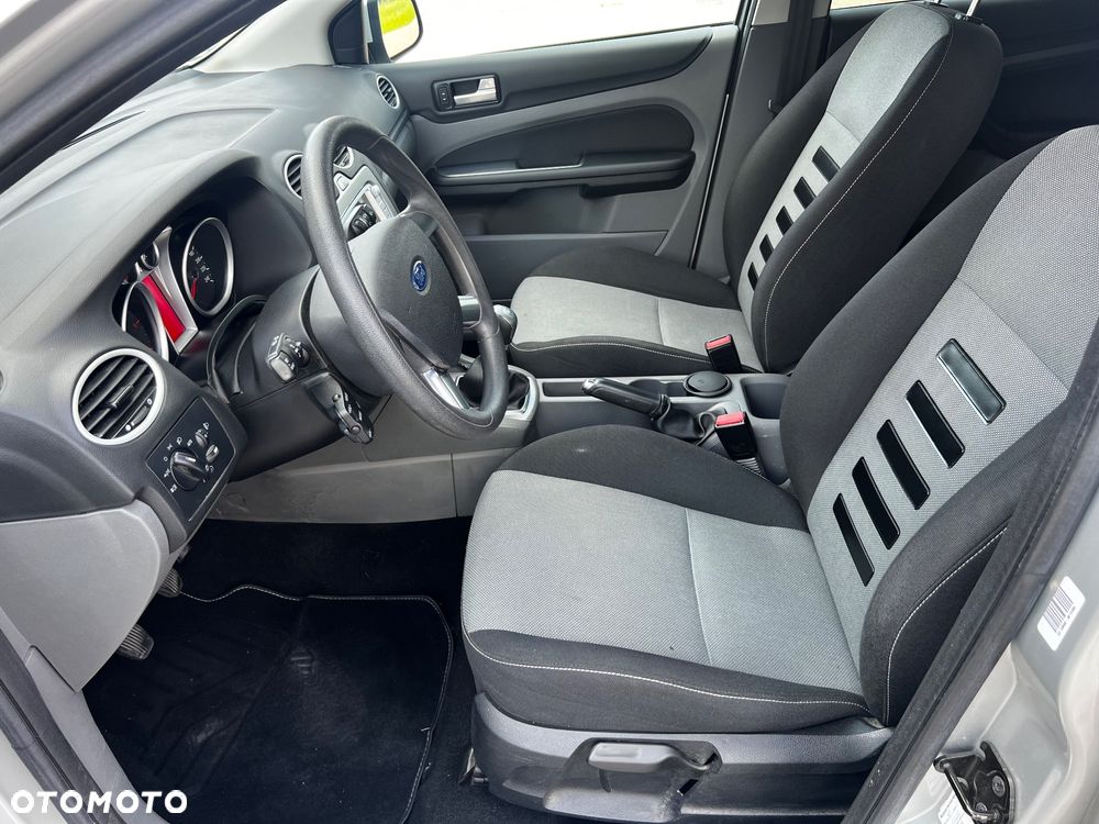 Ford Focus 1.6 TDCi DPF Silver Magic - 14