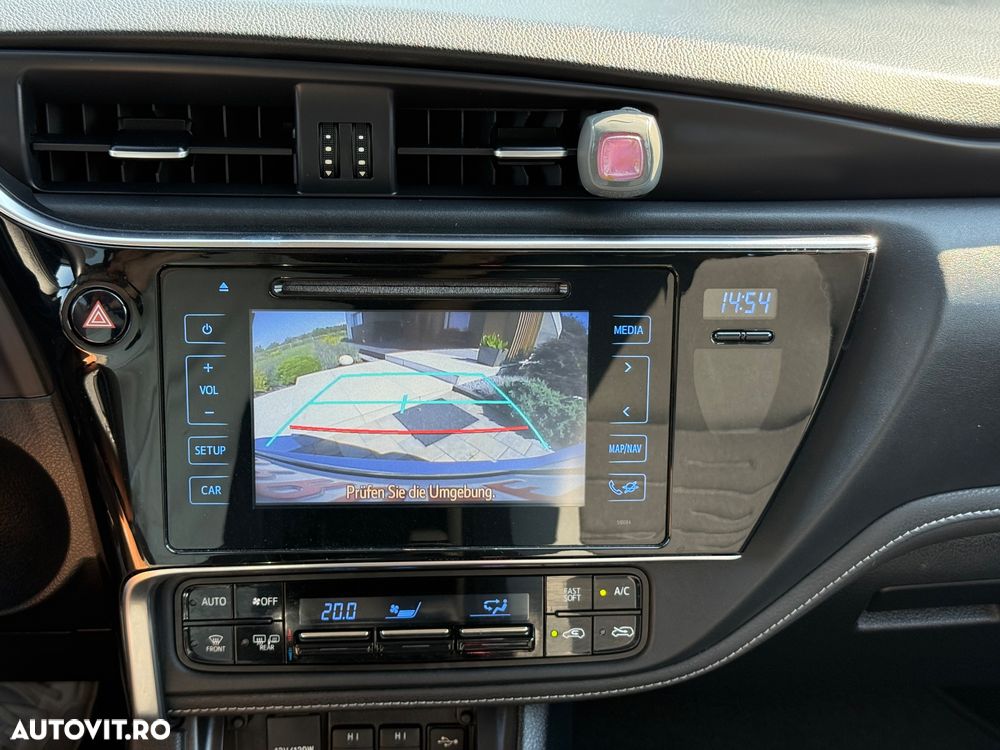 Toyota Auris 1.6 D-4D Edition S+ - 9
