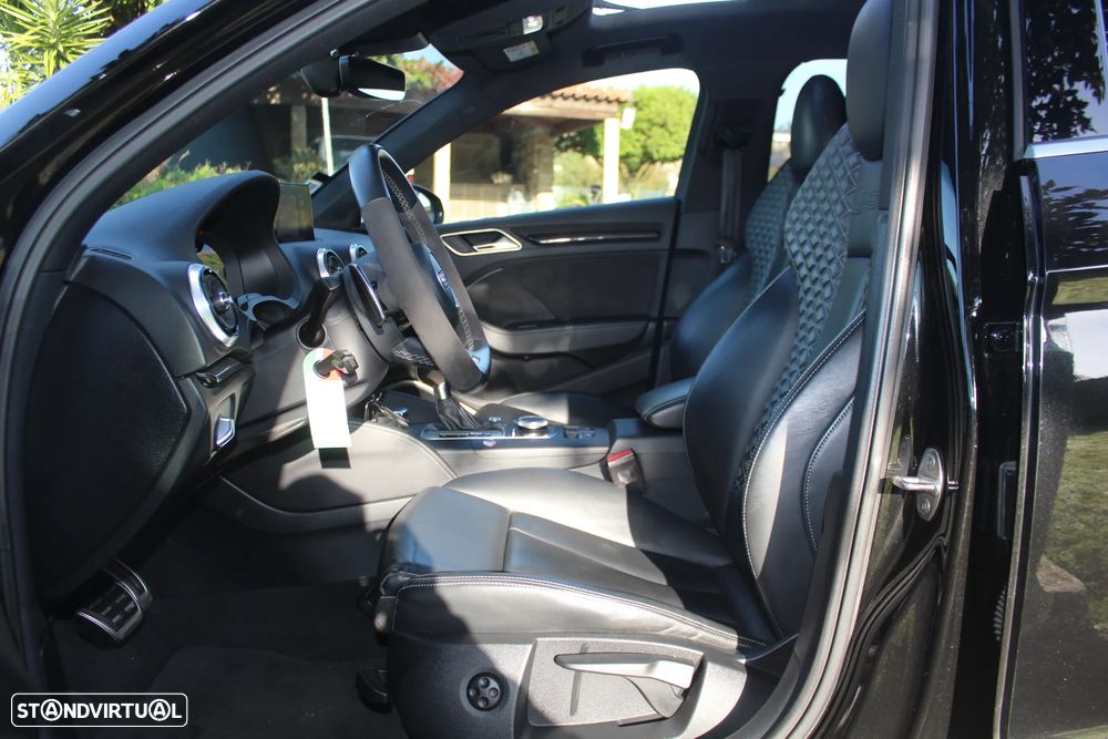 Audi RS3 Limousine - 10