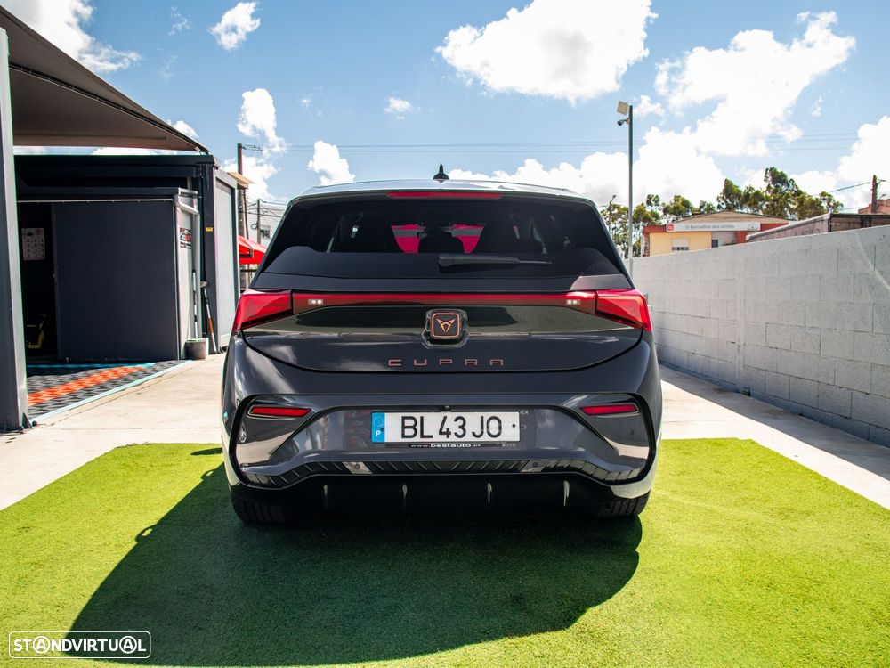 CUPRA Born 58 kWh e-Boost Plus — fotografia 8